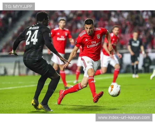 阿贾克斯引进跨国进攻手