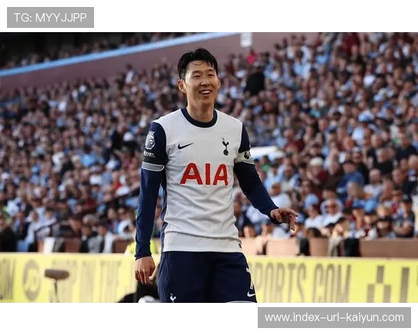 热刺孙兴慜反越位爆射洞穿对方禁区左侧