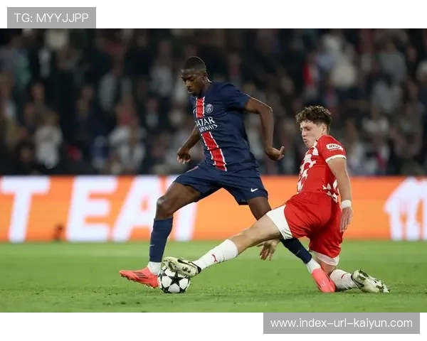 登贝莱利用假动作完成突破