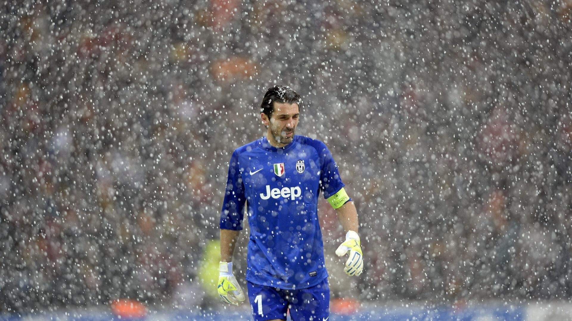 世界杯小组赛爆出大冷门 亚洲球队击败世界冠军震惊世界